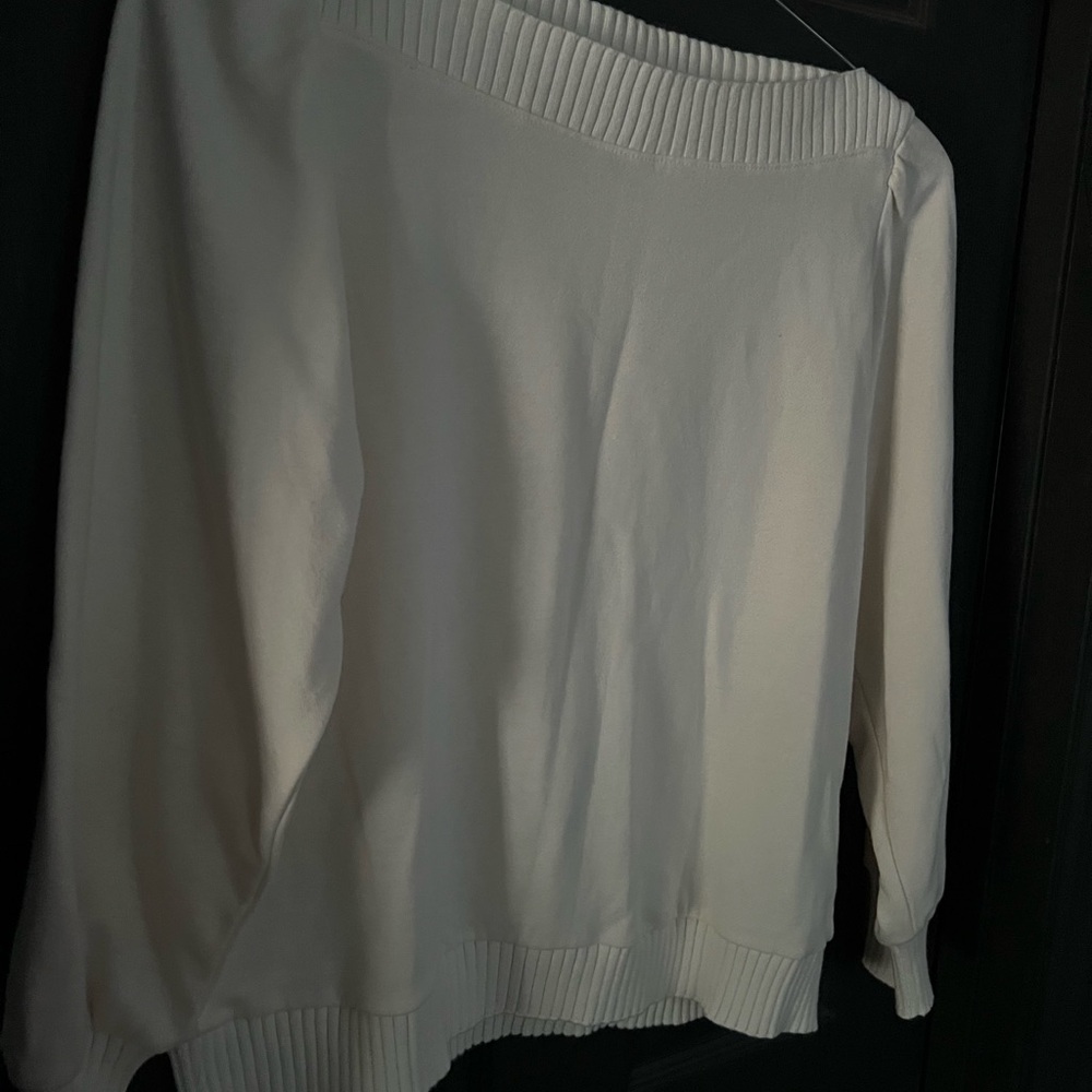 Loft, Cream size Large